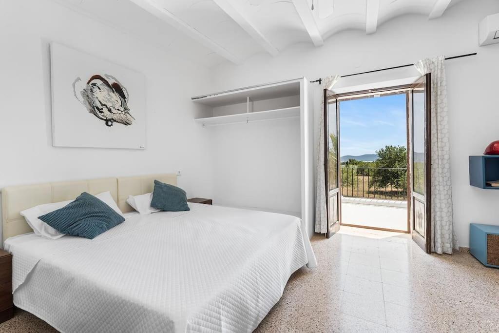 8 Guests Large Villa Near Bossa Beaches & Airport San José 外观 照片